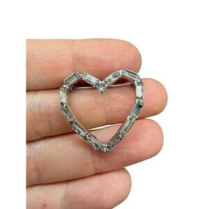 Vintage Heart Brooch Rhinestone Heart Pin